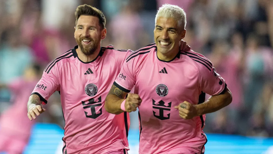 Luis Suárez revela desejo de Messi disputar a Copa de 2026