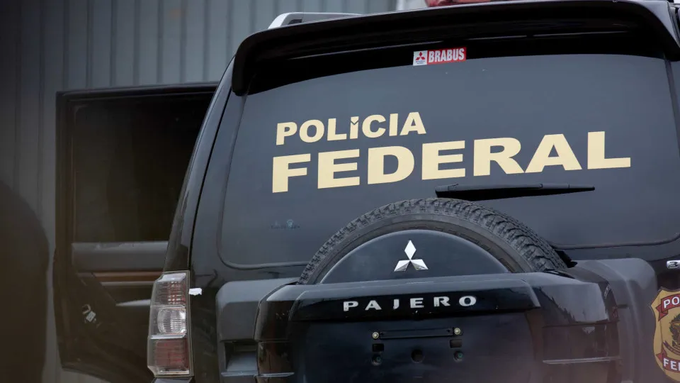 PF cita 'riscos concretos' de vazamento no STJ ao pedir transferência de inquérito para STF