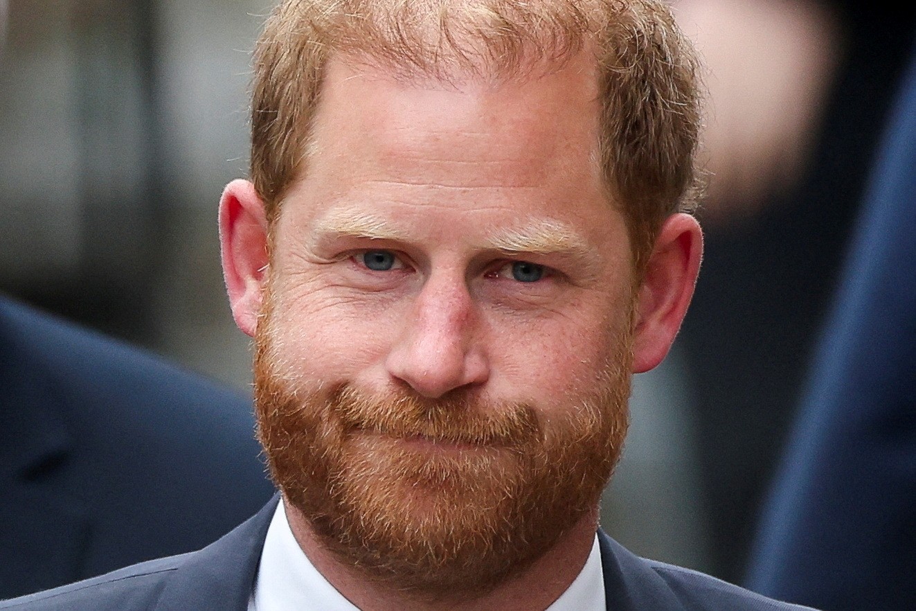 Príncipe Harry: 'Meu pai não fala comigo por causa da segurança'