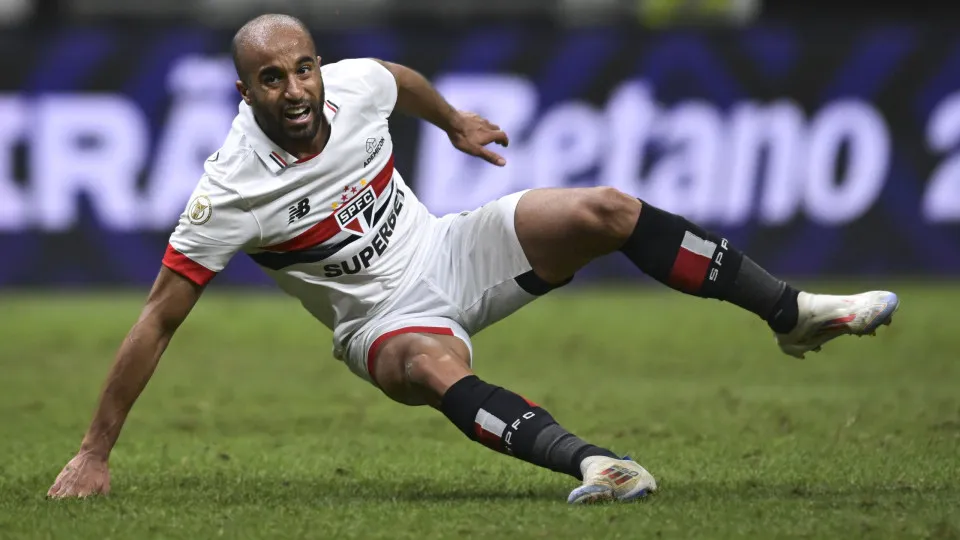 Lucas Moura cobra vitórias do São Paulo no Brasileirão: 'Temos que pontuar mais'