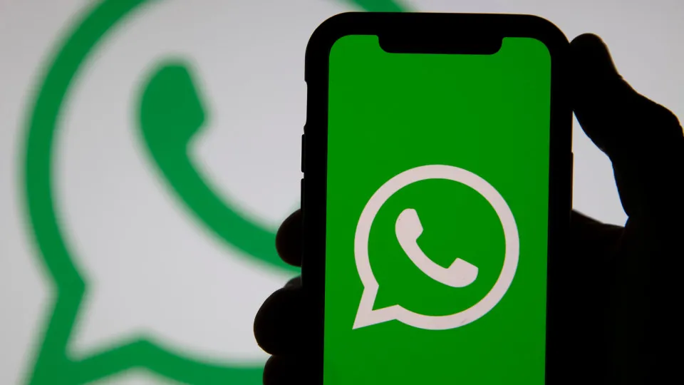 Saiba quais iPhones deixarão de ser compatíveis com o WhatsApp