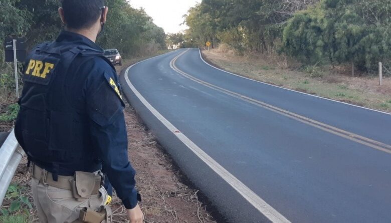 Passageiro surta após pane em ônibus em Barra do Garças e morre atropelado na BR-070