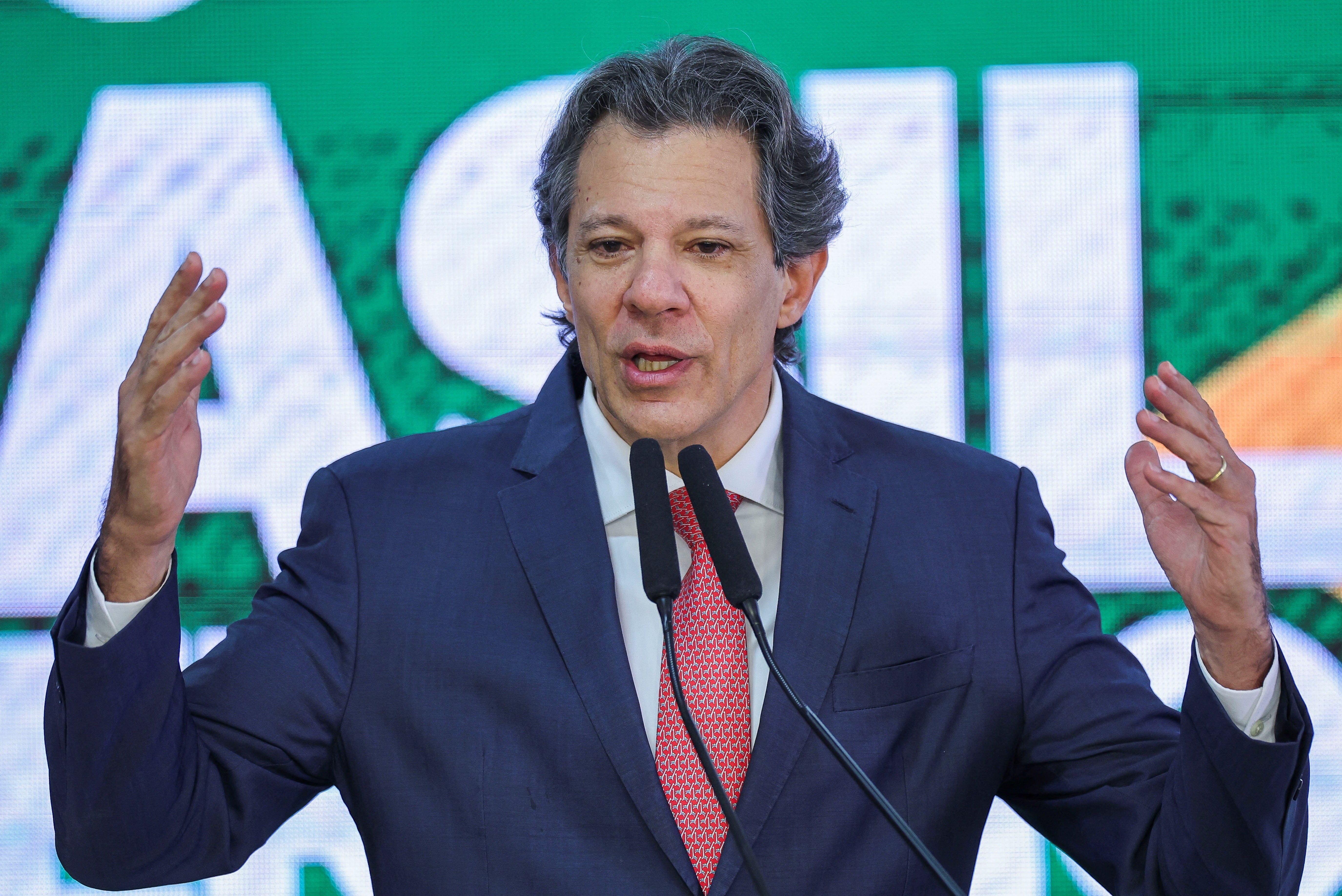 'Não dá pra usar a economia como mecanismo de guerra ideológica', diz Haddad sobre tarifaço dos EUA