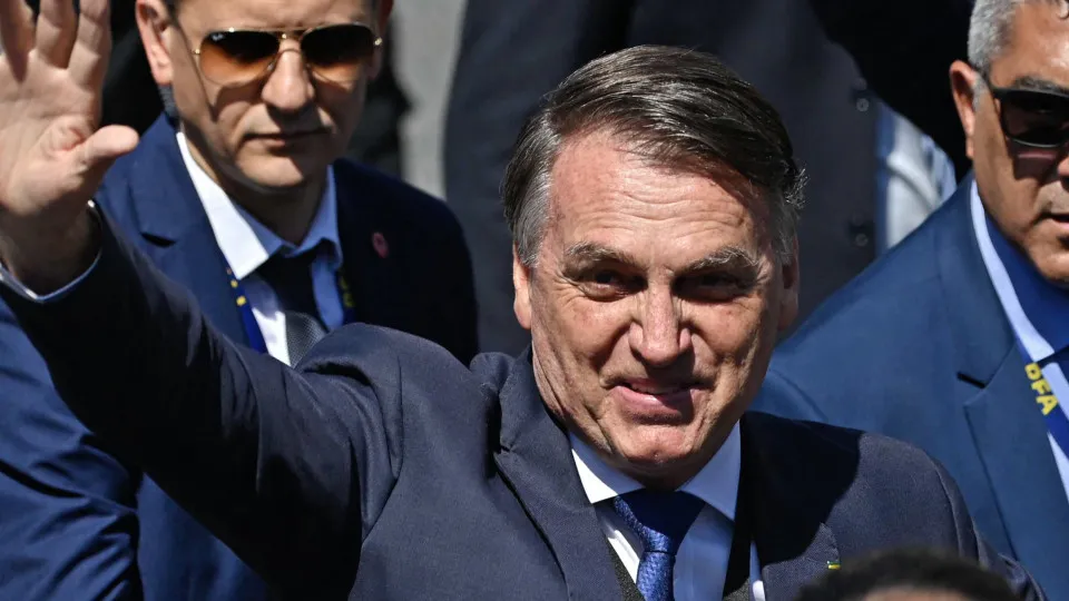 Maioria vê tentativa de golpe e participação de Bolsonaro nos atos, aponta Genial/Quaest