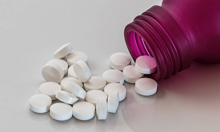 O uso da aspirina para prevenir infarto deve ser extremamente reduzido, afirmam médicos americanos 