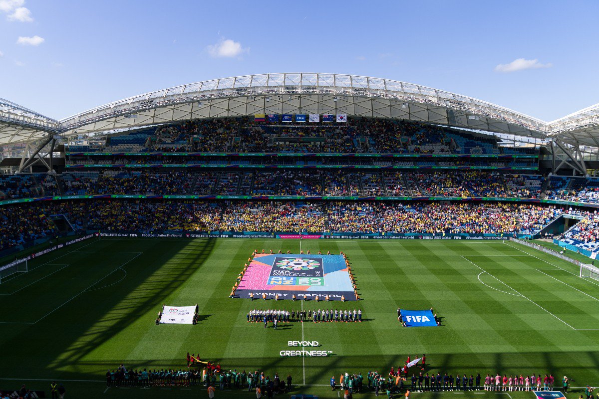 Jogos de hoje, sexta, 28: onde assistir e horários